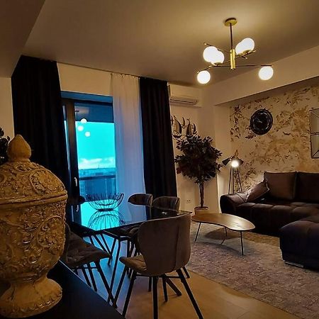 Ferienwohnung Prime Location, Sea View Flat Near The Beach Constanţa Exterior foto